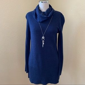 😀2/$20 Adrienne Vittadini Sweater